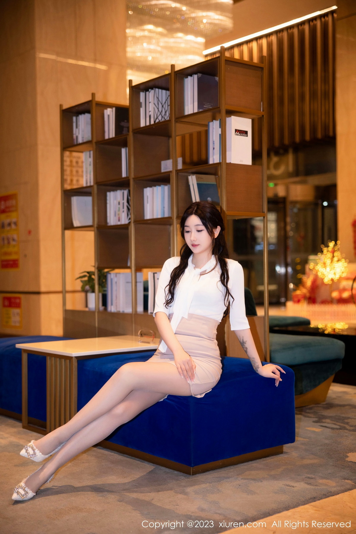 [XiuRen]高清写真图 2023.02.02 No.6207 江真真 妩媚美腿