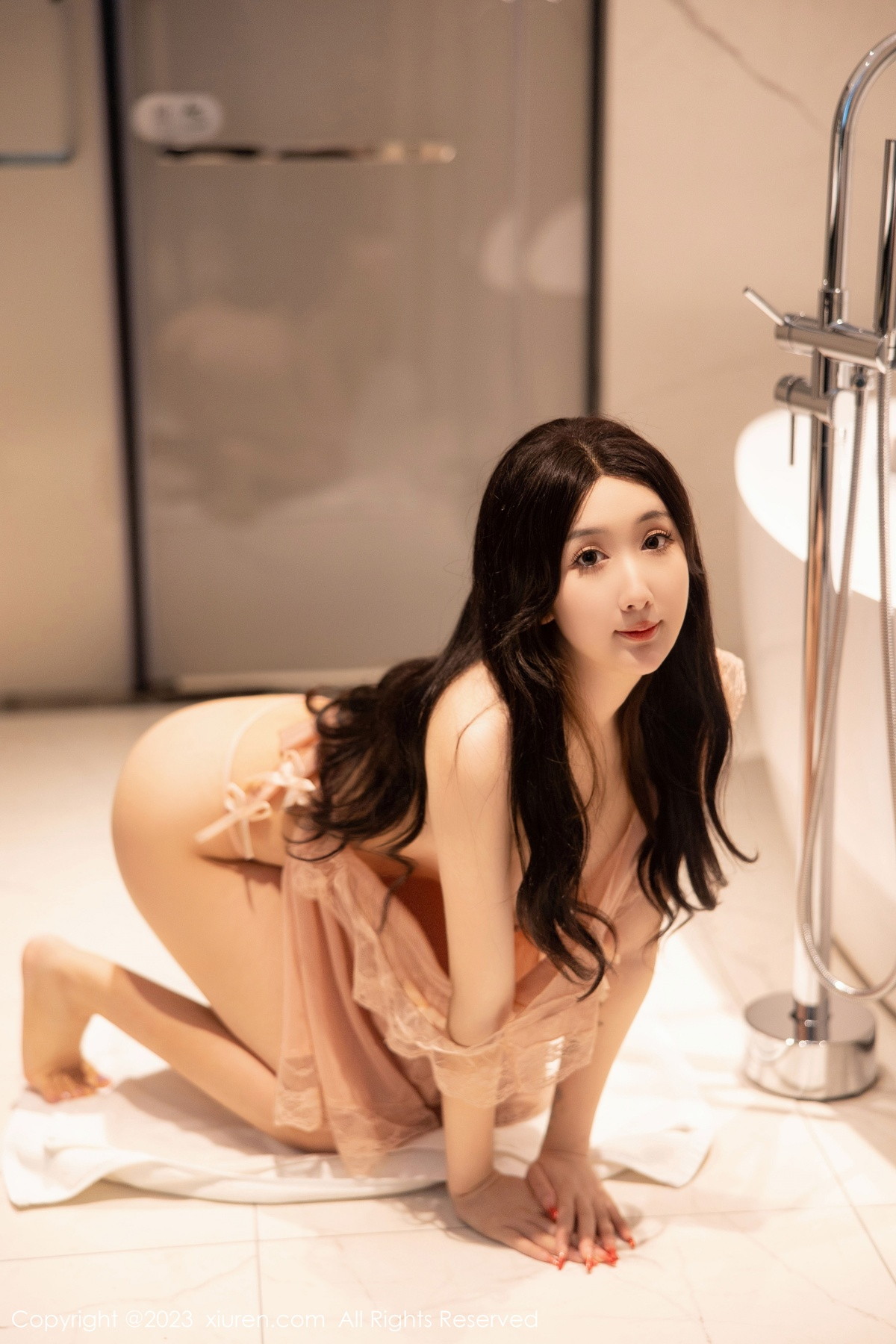 [XiuRen]高清写真图 2023.02.09 No.6243 江真真 沐浴美臀