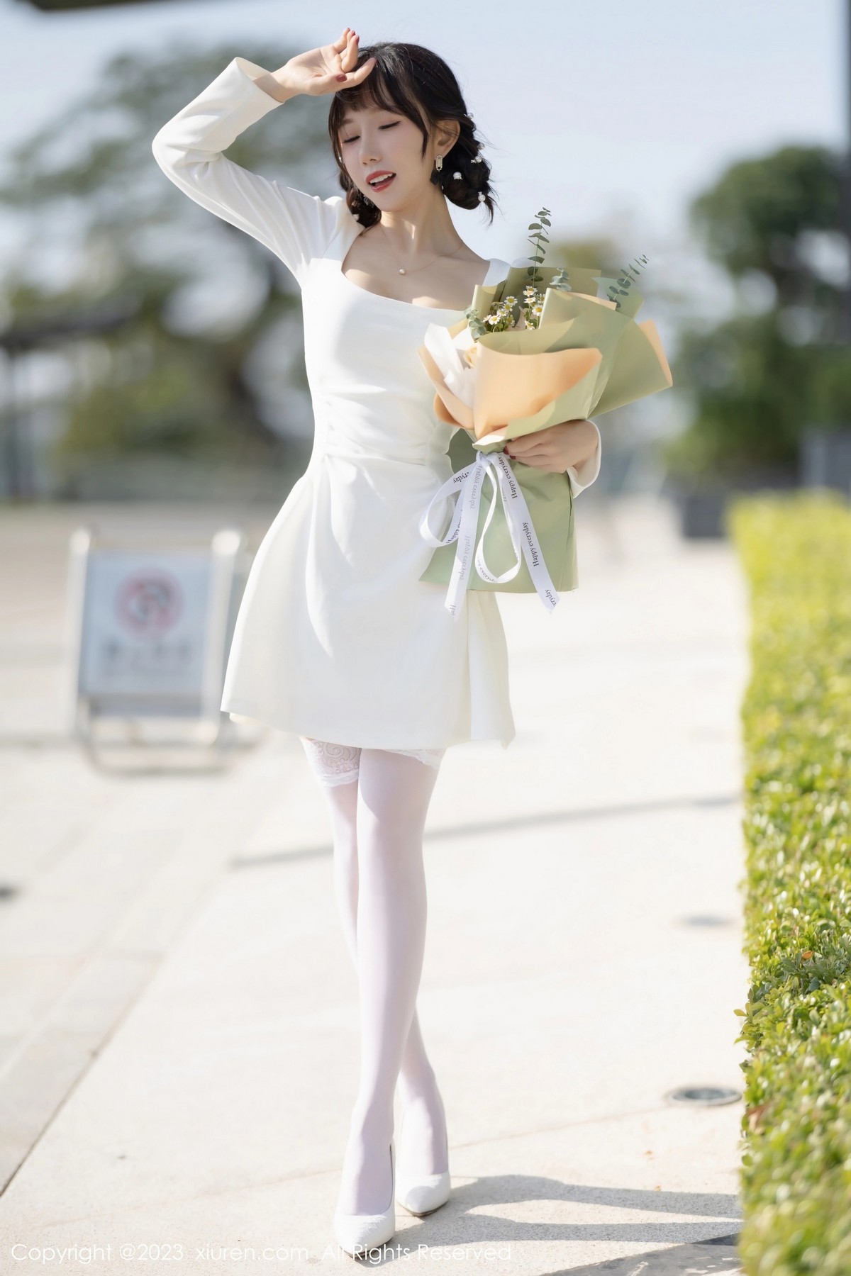 [XiuRen]高清写真图 2023.04.06 No.6528 波巧酱 丝袜美腿