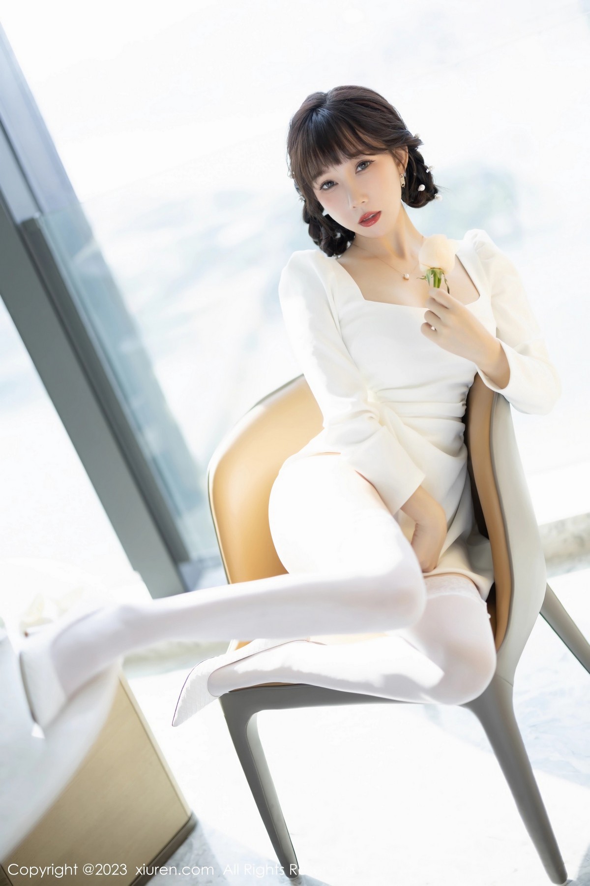 [XiuRen]高清写真图 2023.04.06 No.6528 波巧酱 丝袜美腿
