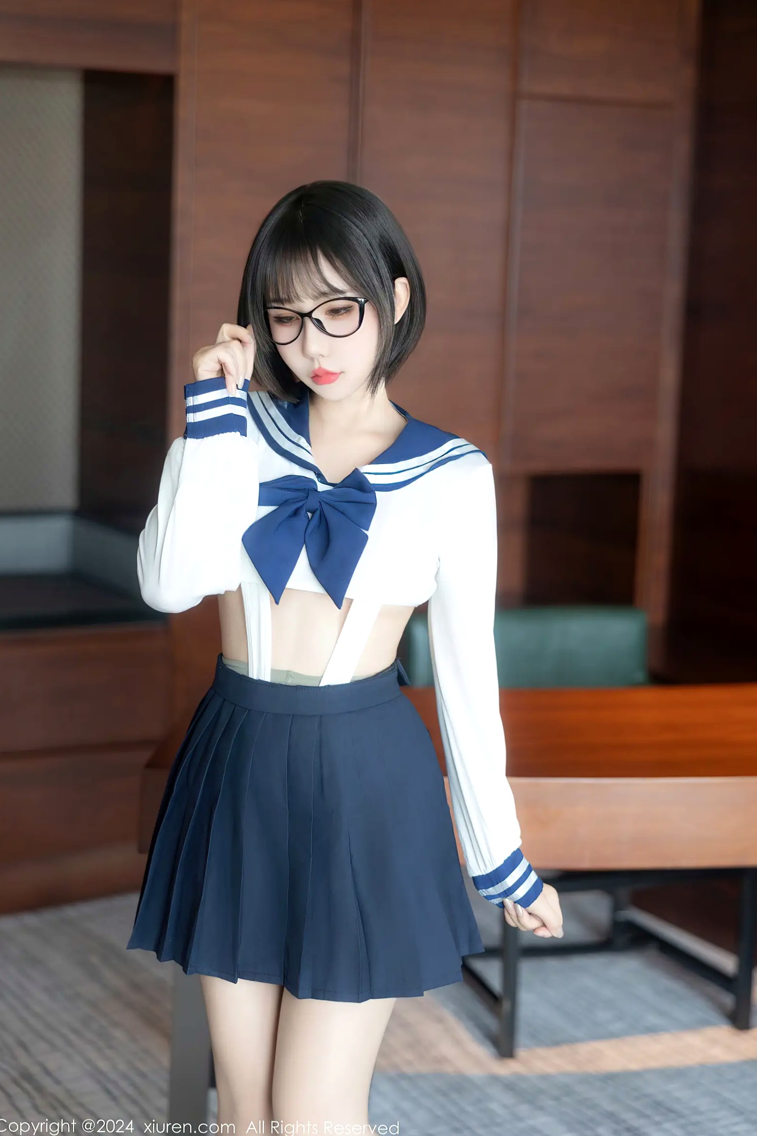 小蛮妖 波巧酱 职场制服诱惑 私房黑丝美腿写真 [97P]