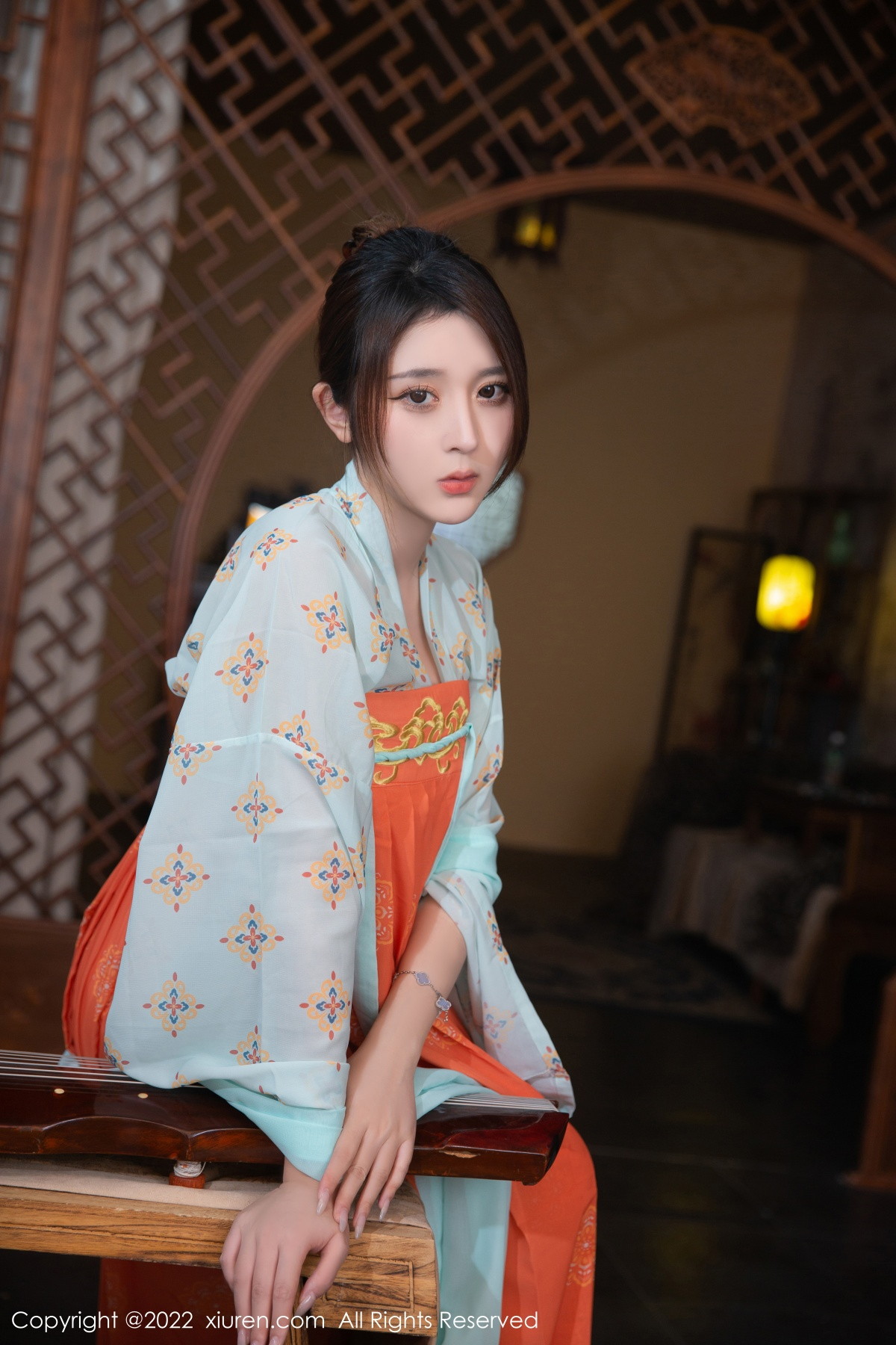 [XiuRen]高清写真图 2022.10.28 No.5772 夏甜甜 古装美腿