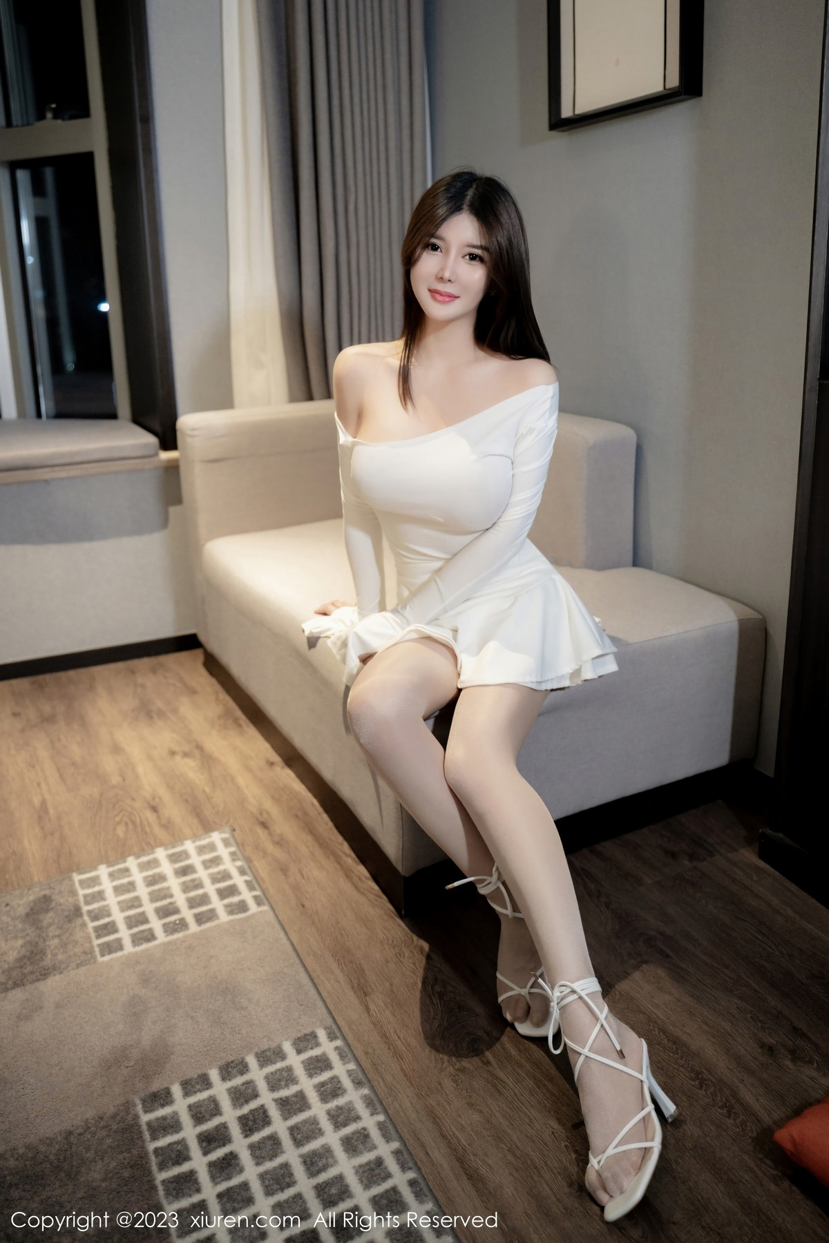 [XiuRen]高清写真图 2023.02.06 No.6218 周jojobaby 丝袜美腿