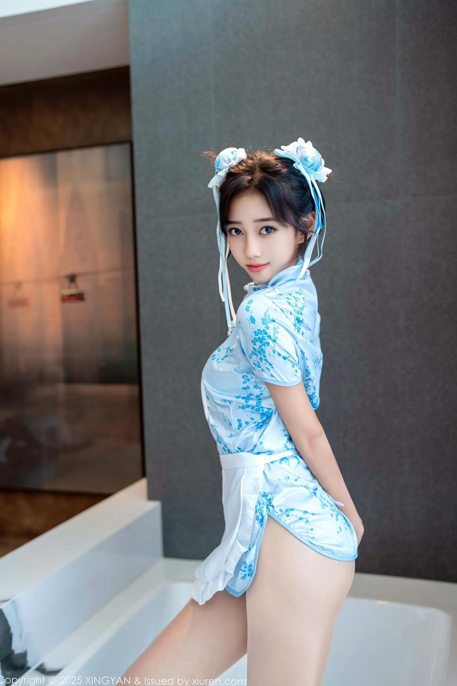 [XINGYAN]星颜社 2025.10.22 Vol.414 时安安：旗袍女仆装扮，白嫩丝袜诱惑，绝美曲线写真