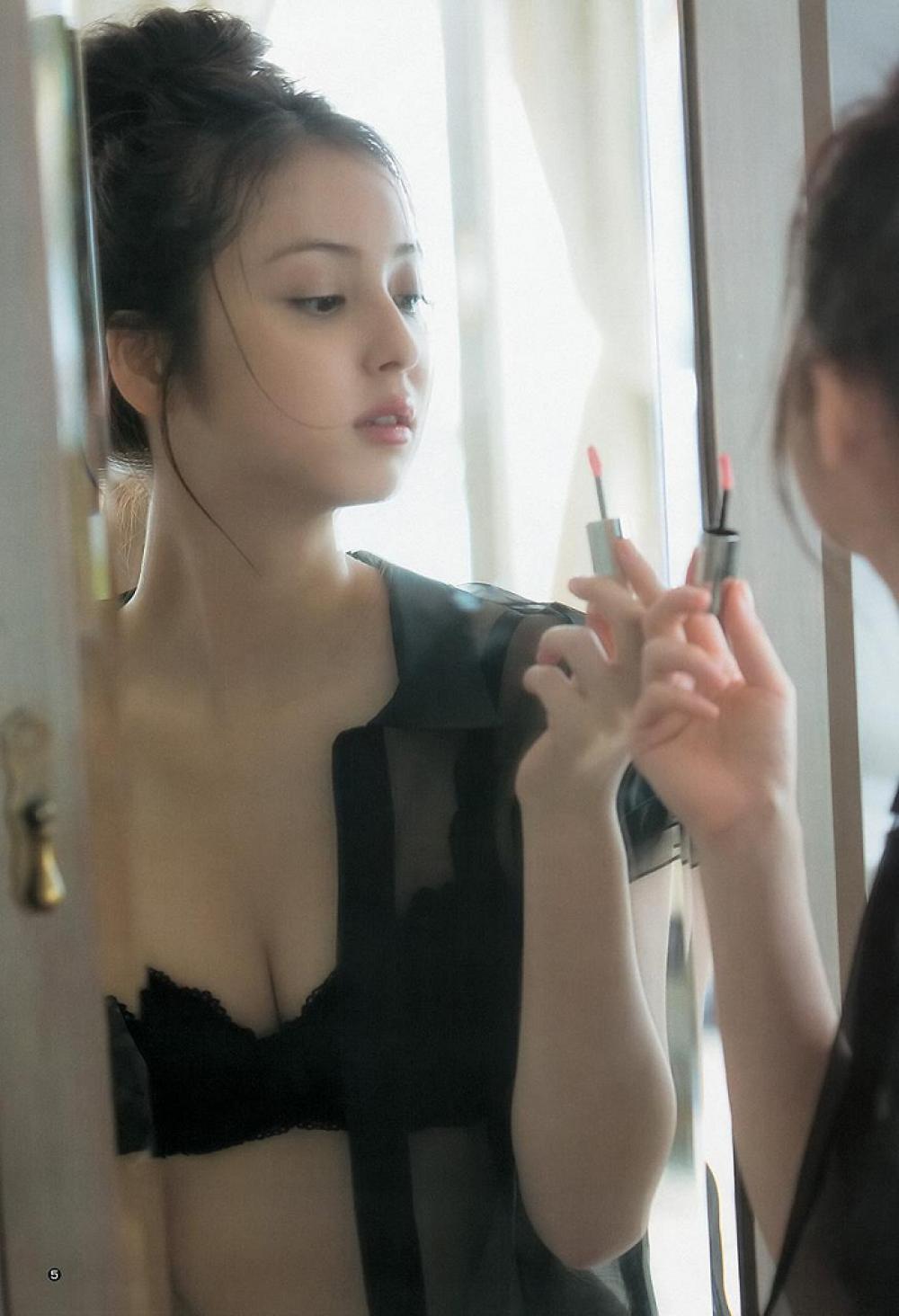 女神结婚啦！佐佐木希性感写真终极回顾