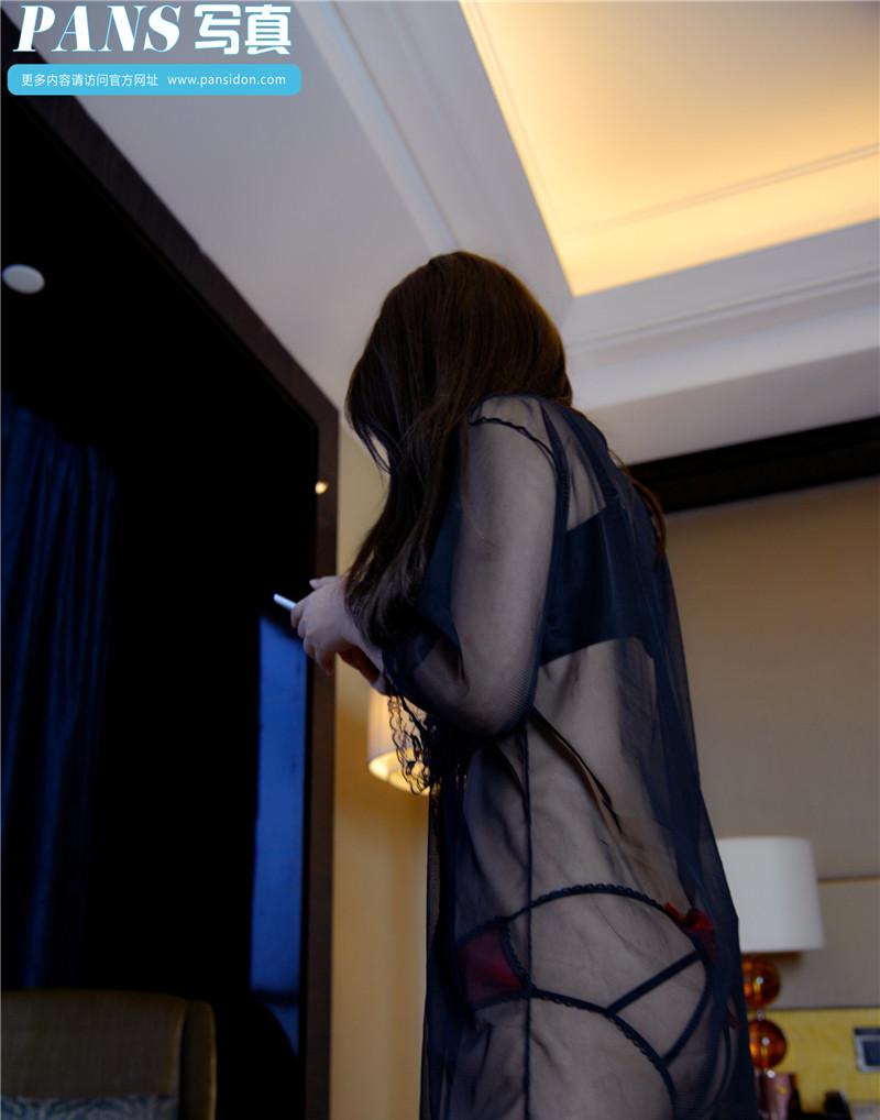 雯雯性感美腿诱惑魔鬼身体诱惑写真