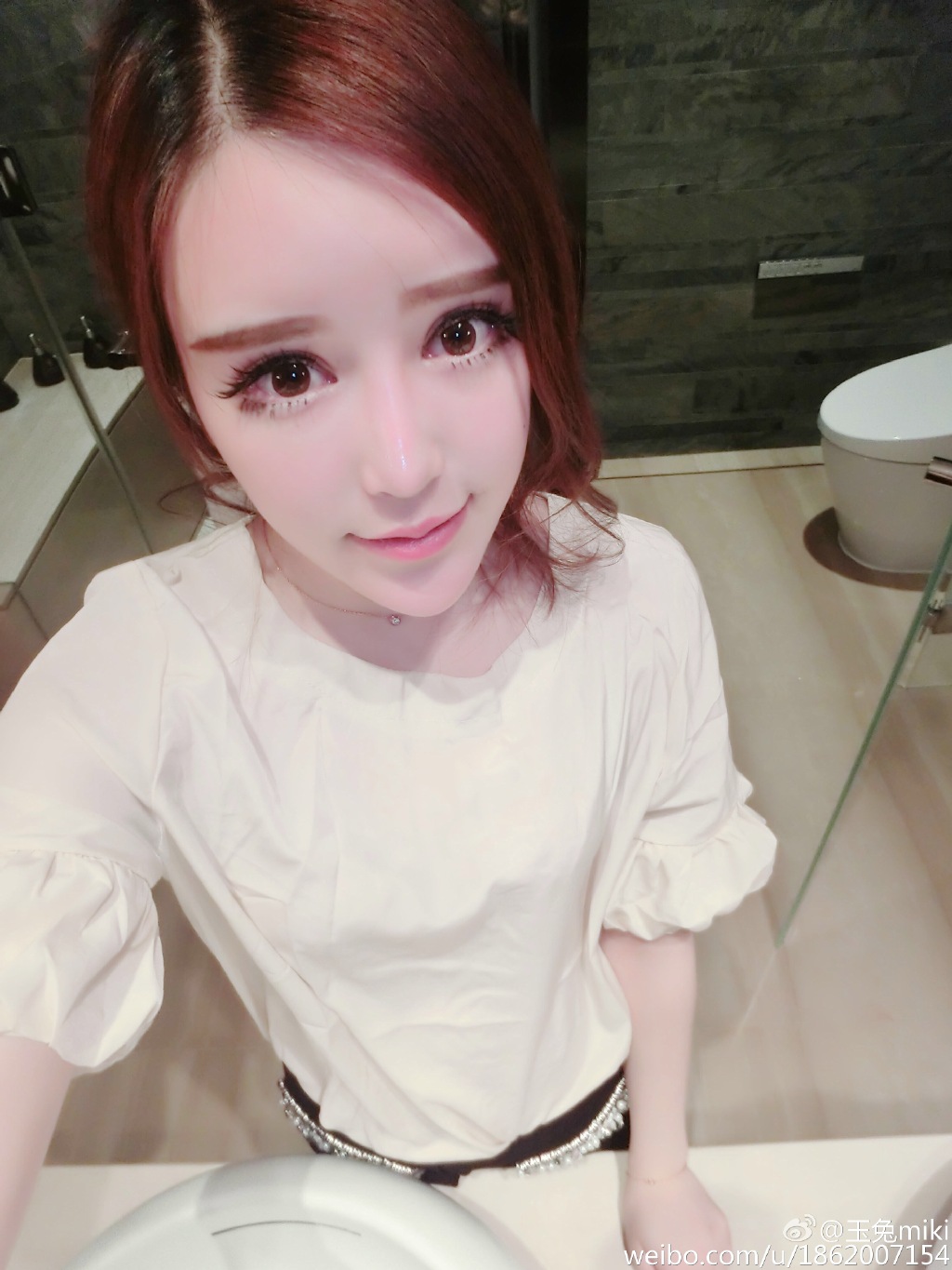 showgirl吴玉高级酒店不雅照