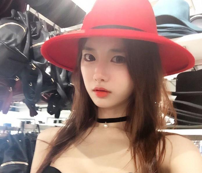 刘娜萍夏日写真 灵动飘逸宛如梦幻精灵