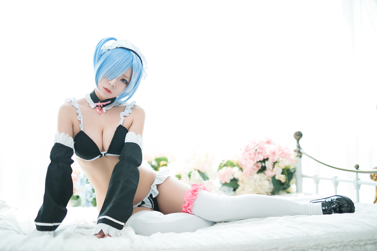 《Re：从零开始的异世界生活》蕾姆性感内衣Cosplay