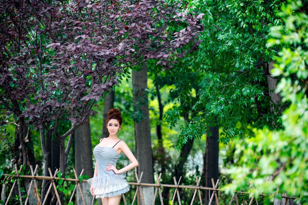 极品女神陆瓷户外唯美艺术照