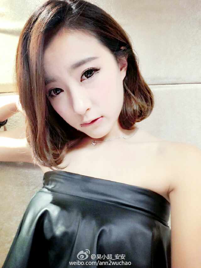 模特刘朵朵