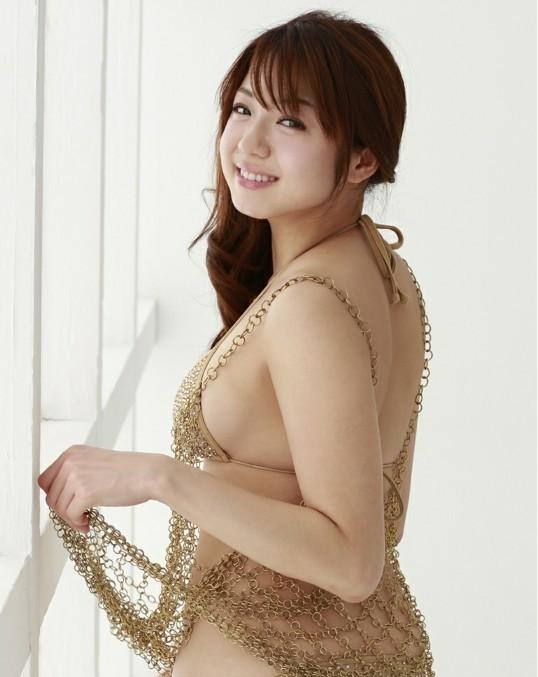 日本写真女优中村静香秀丰乳肥臀