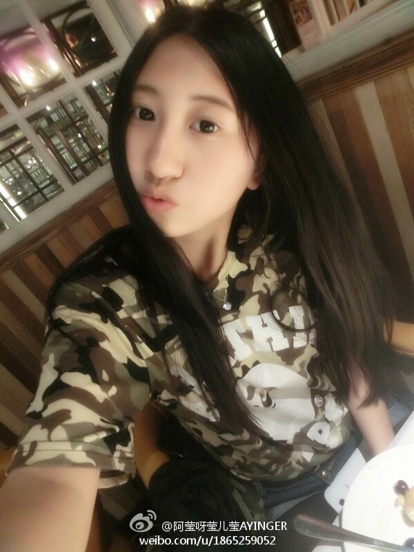 90后性感妩媚美女大图