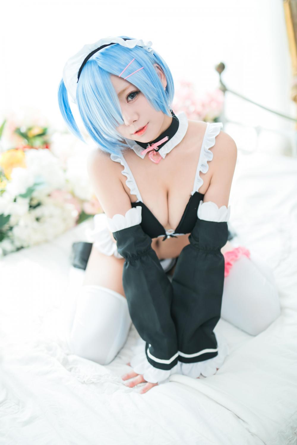 《Re：从零开始的异世界生活》蕾姆性感内衣Cosplay