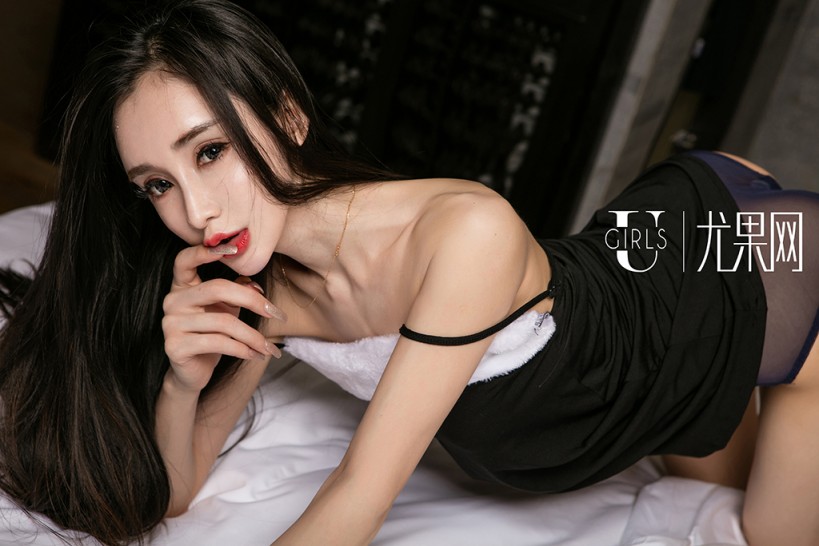 异国风情美女阿依努尔瓦娅俏诱惑日本小护士美女护士 惹火性感