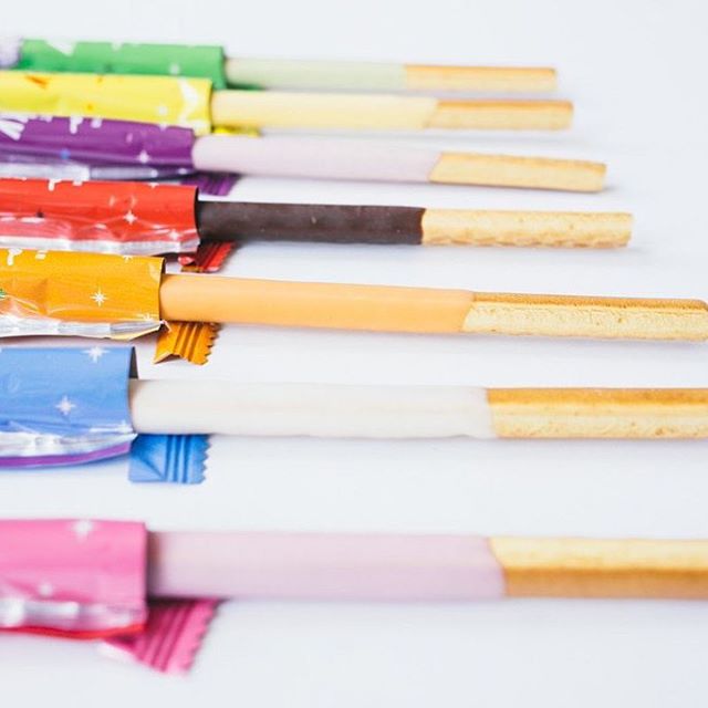 抹茶pocky算什么？超梦幻彩虹pocky，7种口味都在这1盒里面！