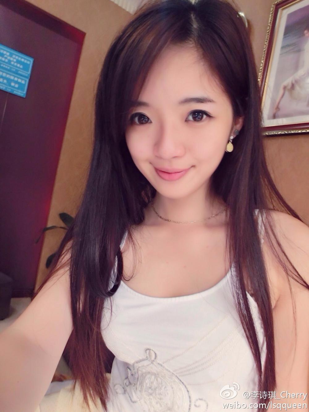翘臀美少为诱人