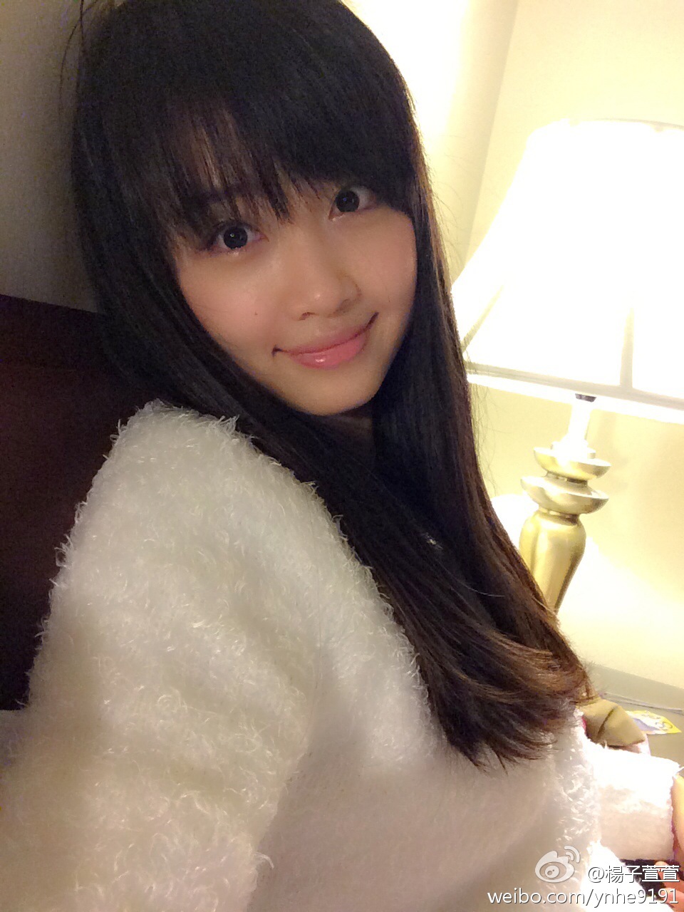 美女真空渔网装