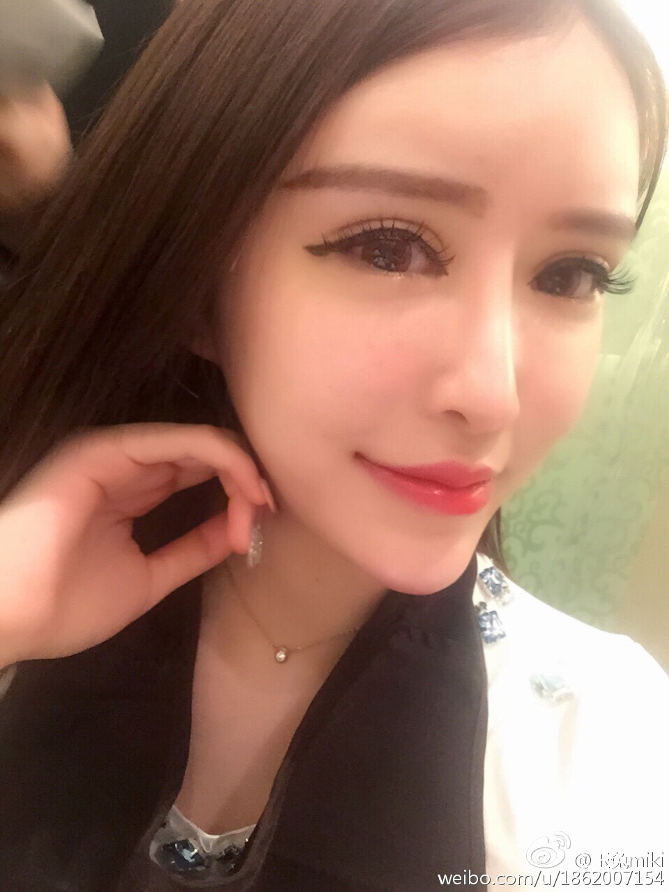 ChinaJoy游戏美女吴玉近照大图