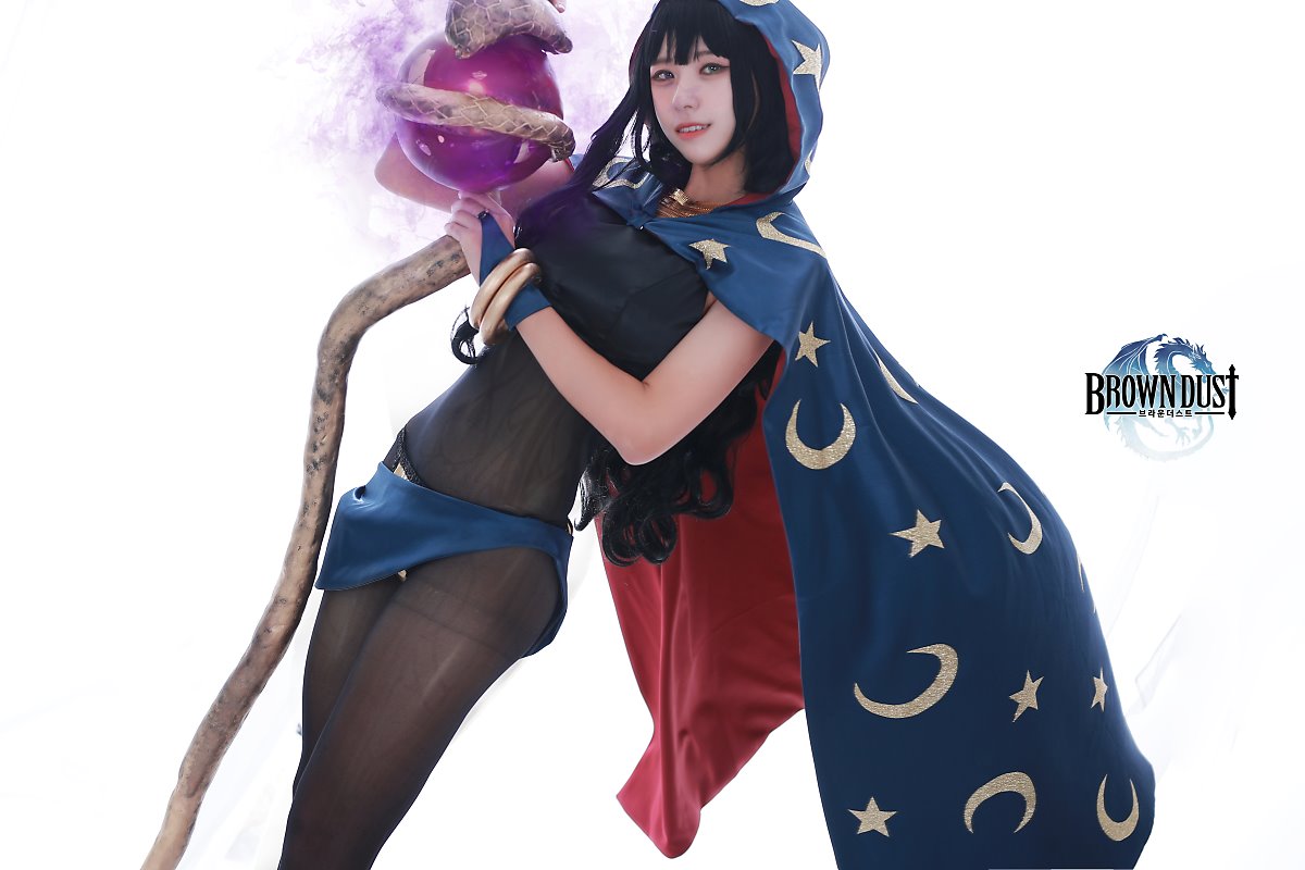 《Brown Dust（棕色尘埃）》玛利亚性感连体黑色紧身丝袜美女Cosplay