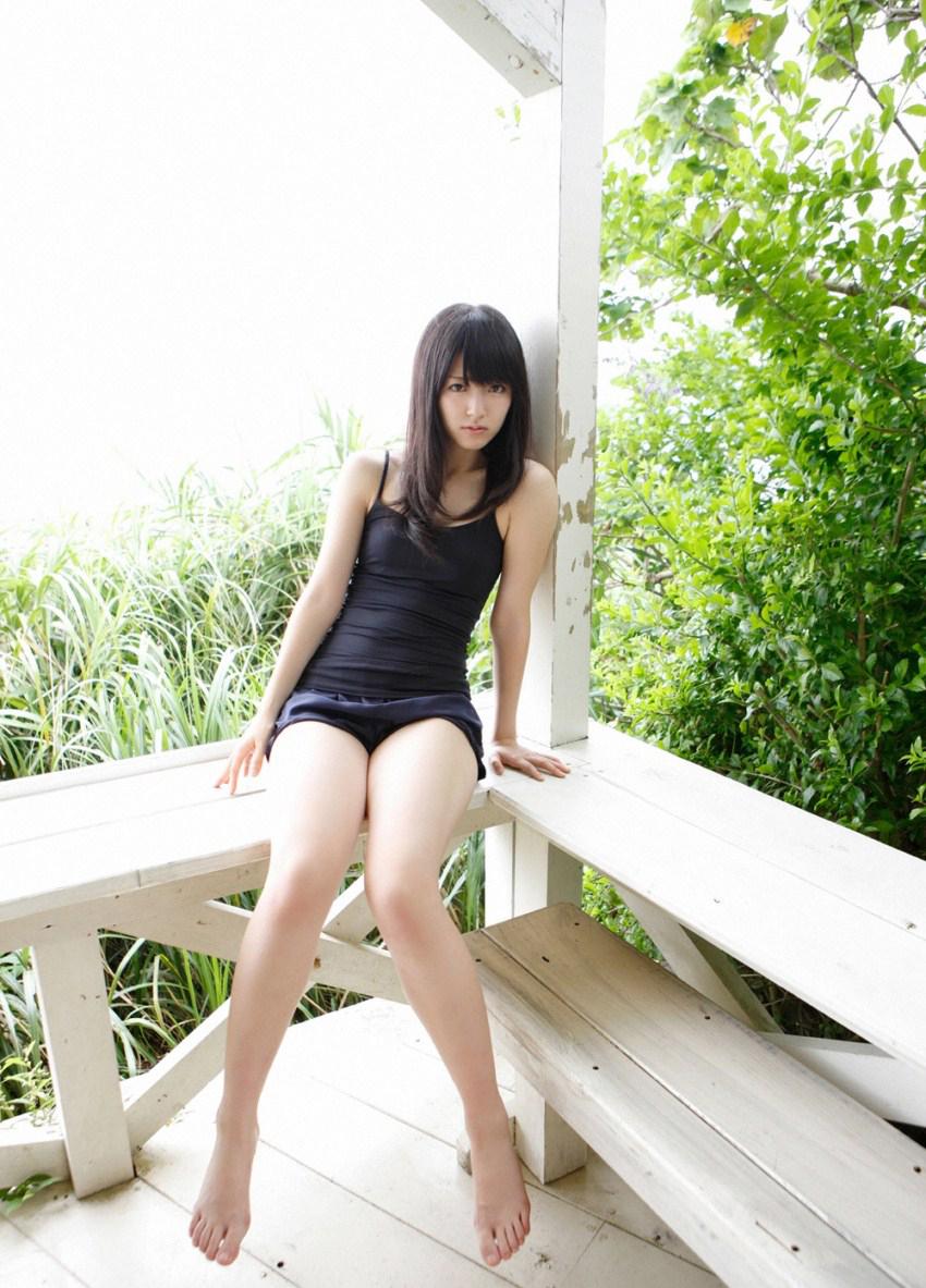 矢島舞美鈴木愛理姐妹花清纯写真