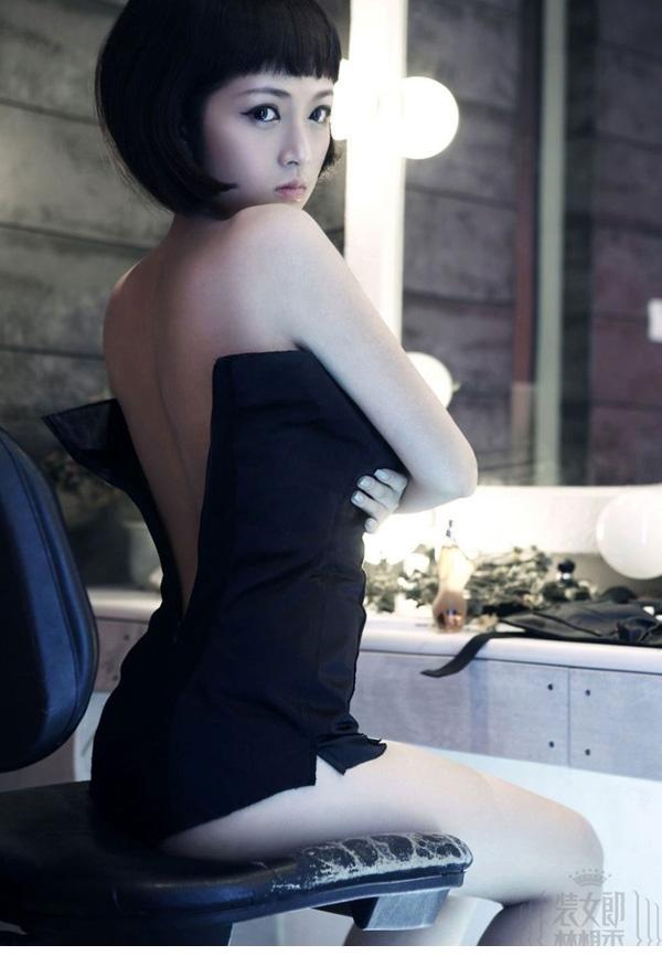 童颜萝莉闪闪maity爆乳出镜写真摄影艺术照片