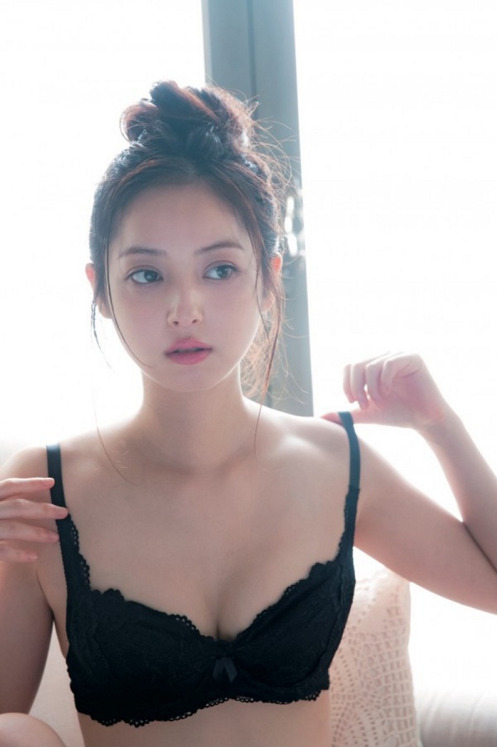 女神结婚啦！佐佐木希性感写真终极回顾