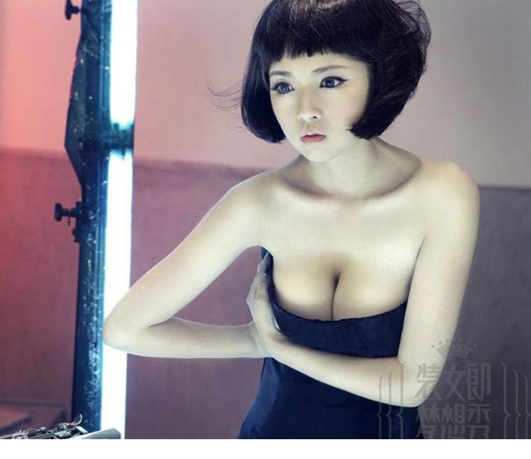 童颜萝莉闪闪maity爆乳出镜写真摄影艺术照片