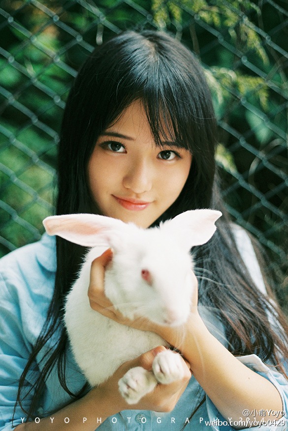 成人黄色美女图片