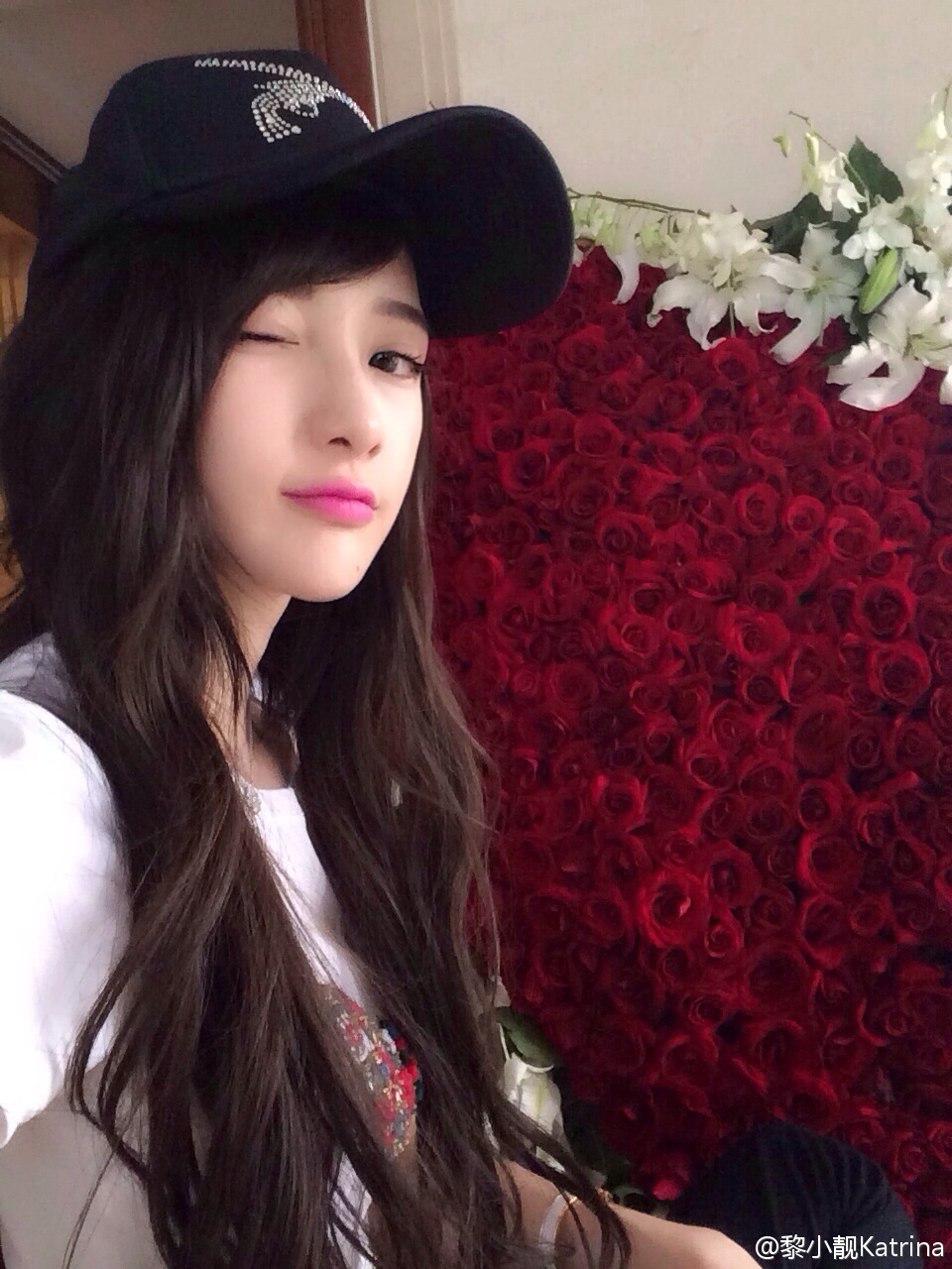 90后美女落体照