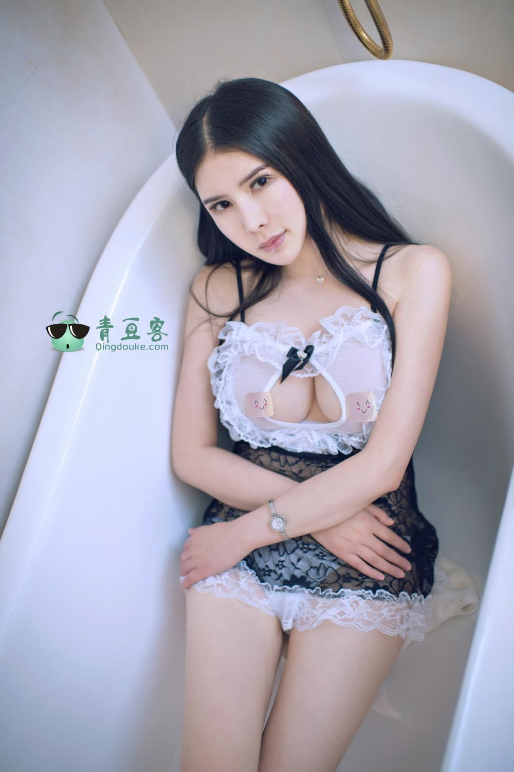 高冷图片女神李丽莎家居写真 高冷图片女头像