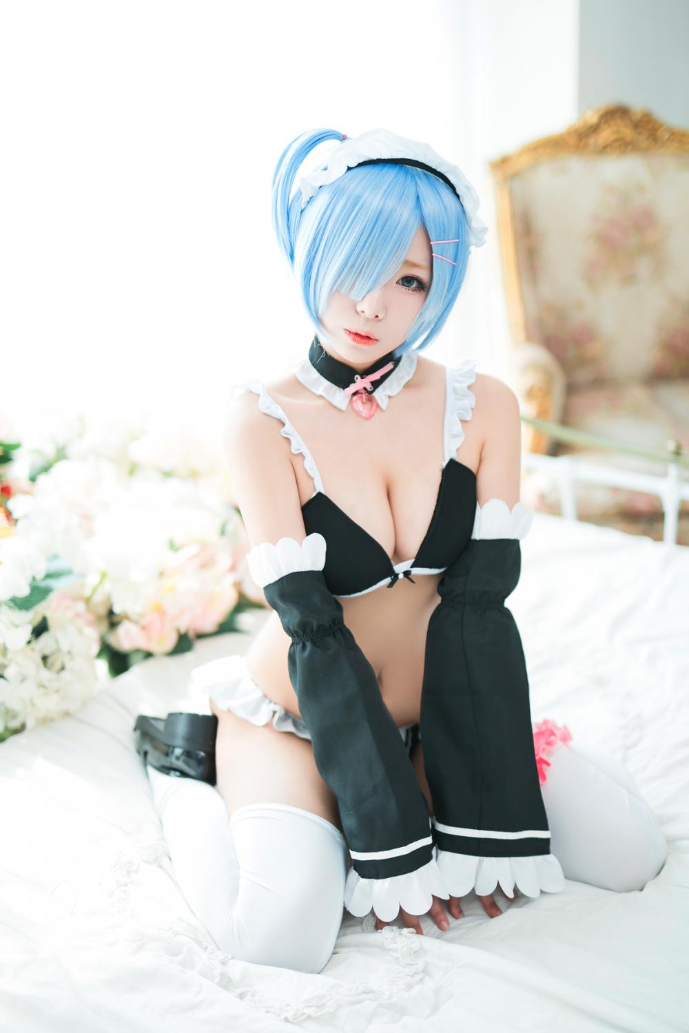 《Re：从零开始的异世界生活》蕾姆性感内衣Cosplay
