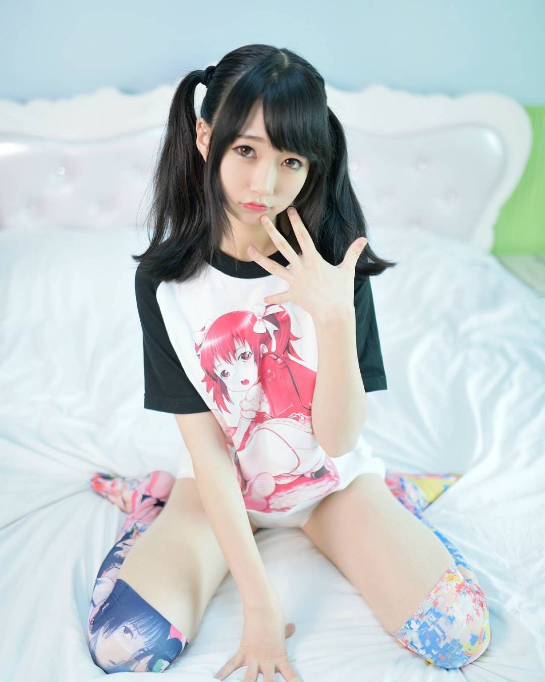 「色气」无限——福利向Coser「Nagesa魔物喵」