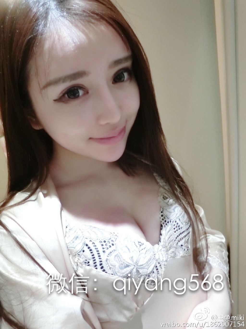 大胸游戏美女吴玉私房爆乳诱惑