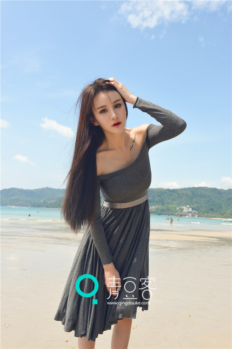 夏日悠悠美人心计性感个性美女骨感照壁纸