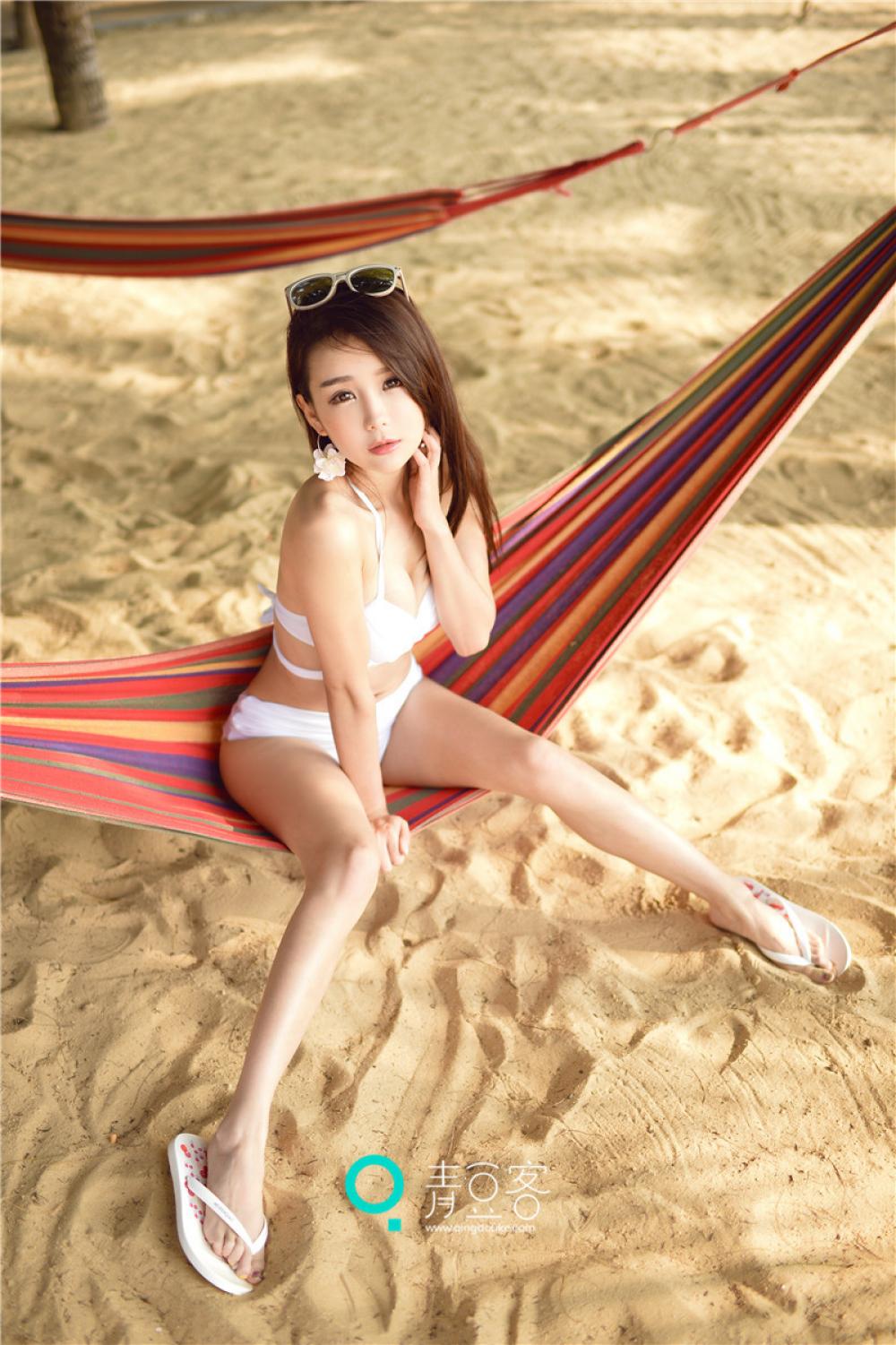 高挑模特小九Vin比基尼写真 丰满身材好诱人