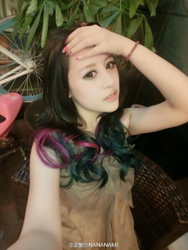 韩国美女全躶体大图