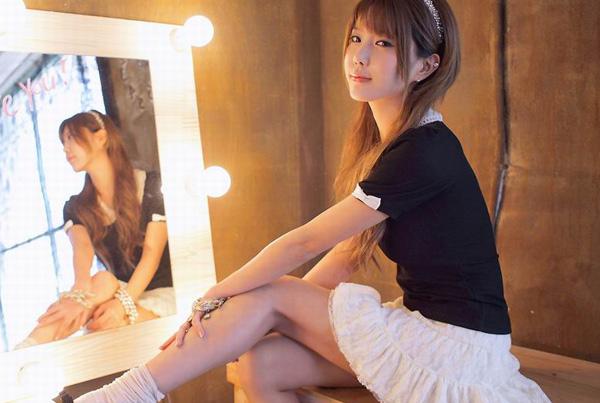 韩国丝袜美女许允美最新迷人好看的美女图片