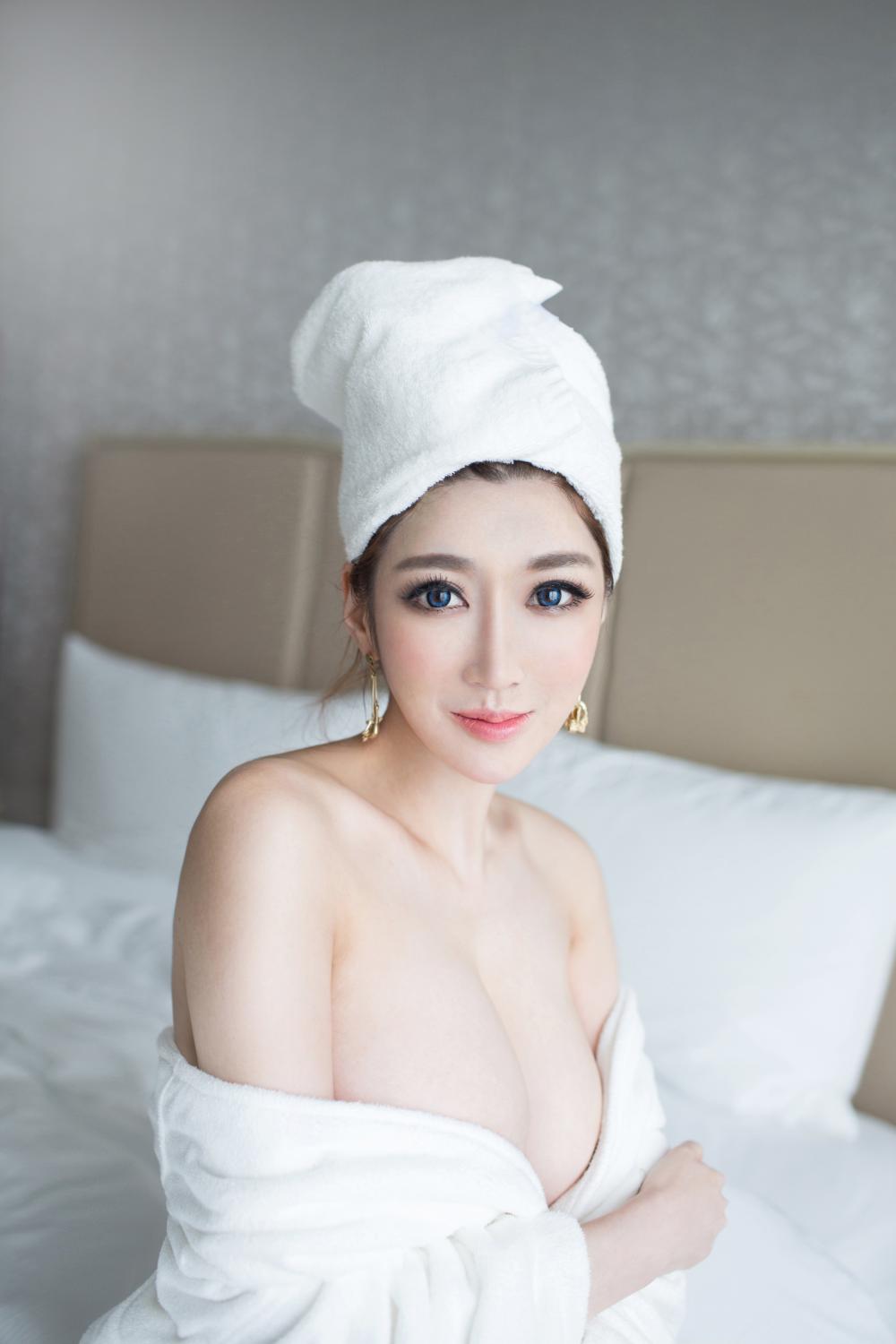 美女尤物陆瓷喷血浴照