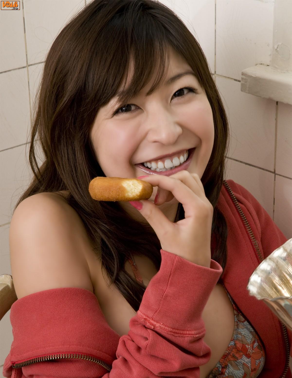 火辣小野真弓无比撩人