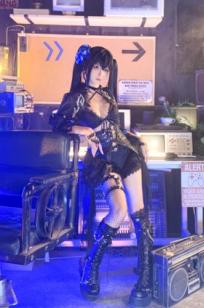 蠢沫沫-黑岩射手暗黑哥特风角色扮演写真 赛博光影冷艳性感套图