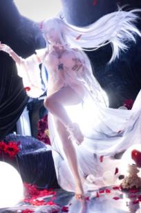 蠢沫沫-可可莉克 银发蕾丝内衣性感COS写真 极品白嫩私房照