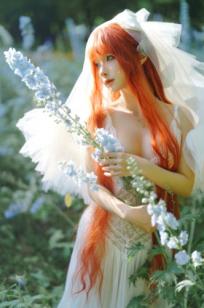 蠢沫沫-花丛婚纱 户外唯美仙女写真 纯欲白色婚纱角色扮演