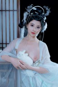 《年年Nnian-嫦娥仙子》古风汉服角色扮演性感大尺度私房写真