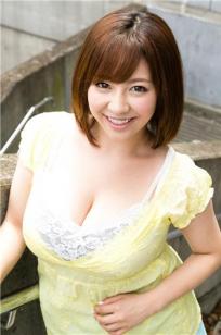 新山兰(新山らん)-爆乳写真图套图写真图集Graphic