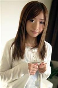 初美沙希