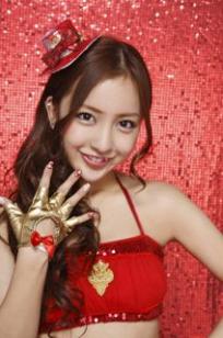 板野友美(Itano Tomomi)