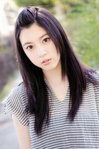 三吉彩花