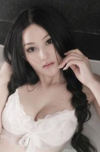 张馨予