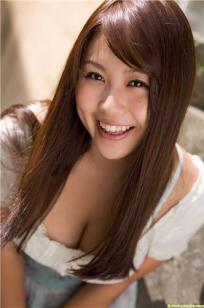 西田麻衣 [DGC]高清写真图2013年01月号 No.1066 童顔巨乳系アイドルの爆裂Iカップおっぱい